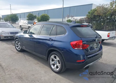 2015 BMW X1 Sdrive28I из США, поврежденный, VIN WBAVM1C59FV317128